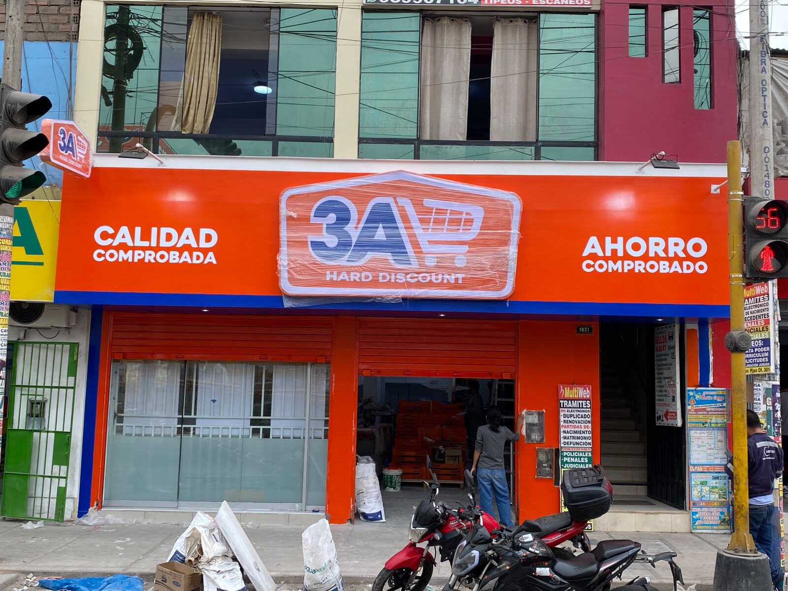 Implementación tiendas 3A Lima