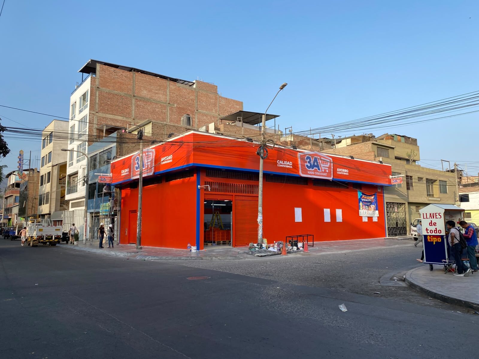 Implementación tiendas 3A Lima