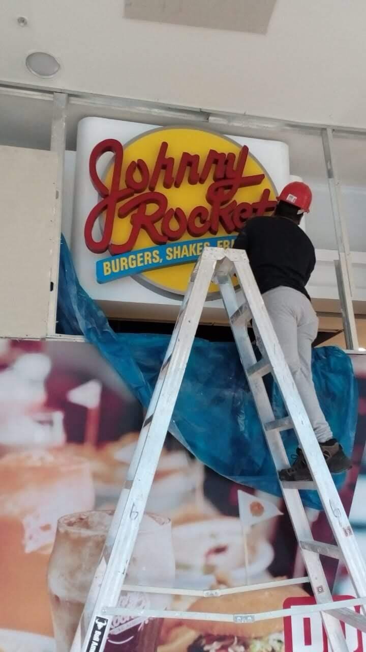 Jhonny Rockets San Miguel