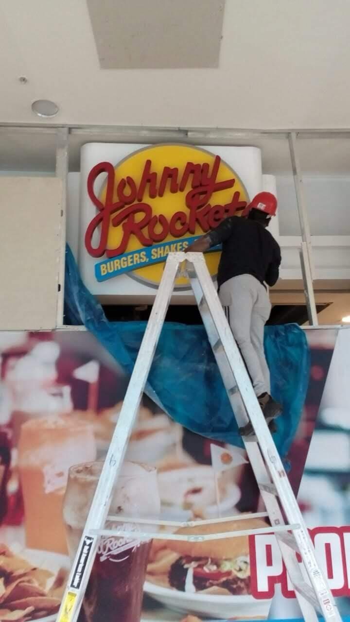 Jhonny Rockets San Miguel