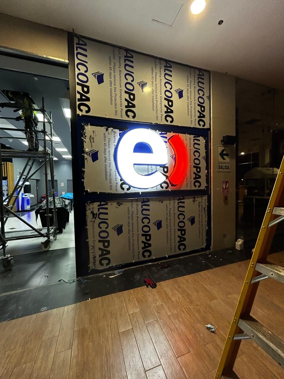 Isotipo de Entel Real Plaza Puruchuco