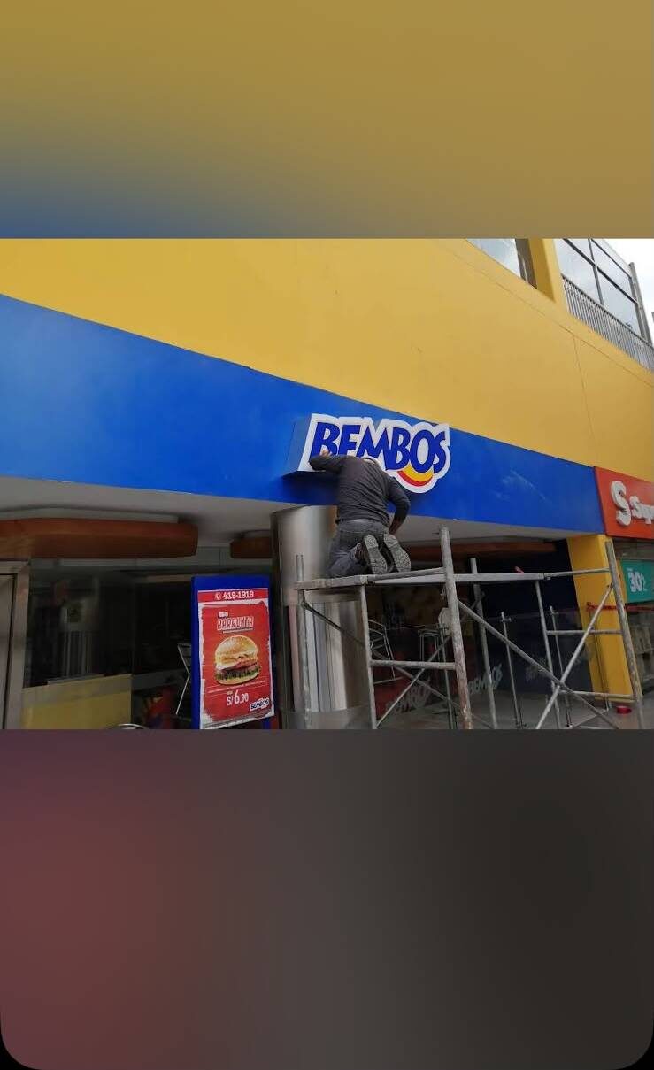 Letreros luminosos varios