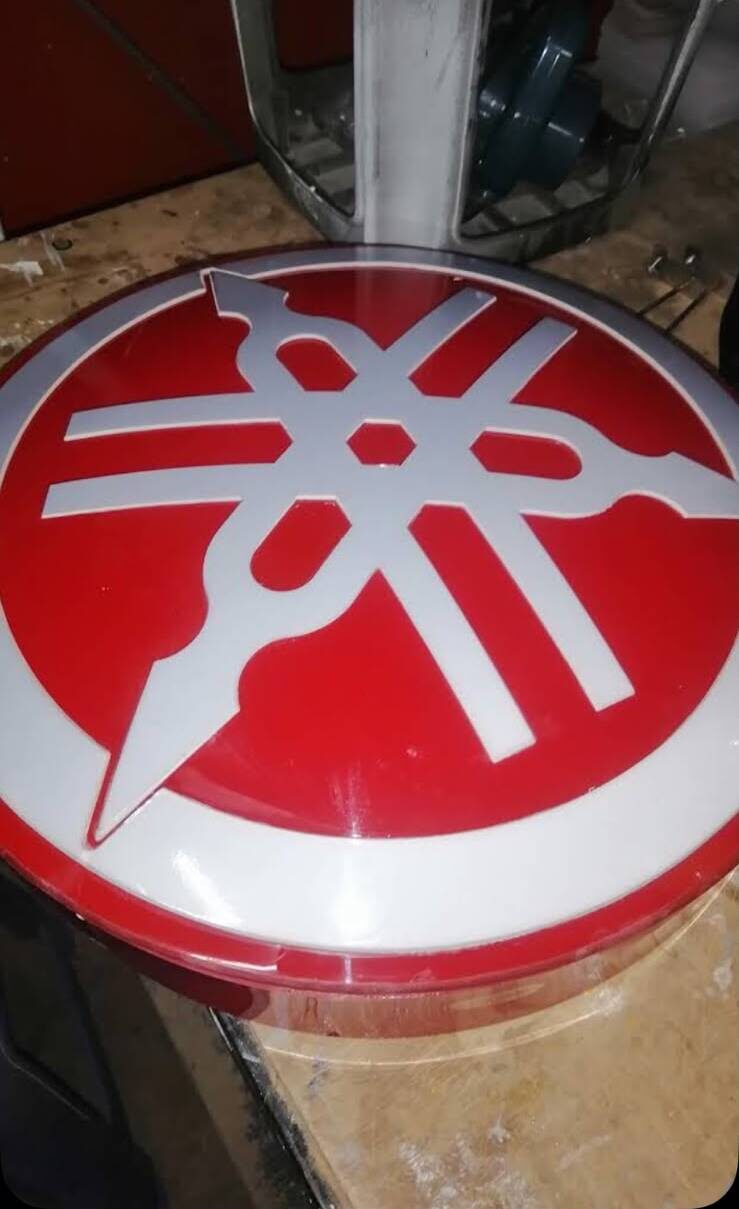Letreros luminosos varios